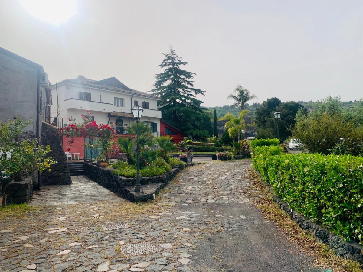 Villa Alessio - Case Vacanza Con Piscina Sull'Etna Puntalazzo Экстерьер фото